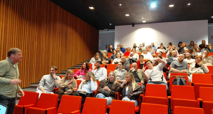 « L’IA au service du travail social » : retour sur la matinée Mille Sabords