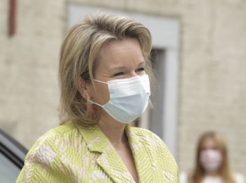 Sa Majesté la Reine Mathilde rencontre les jeunes de l’Amarrage